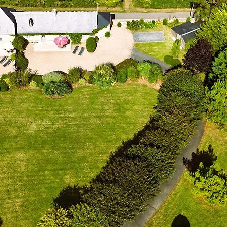 Le Domaine Des Roseraies Monfréville Exterior foto
