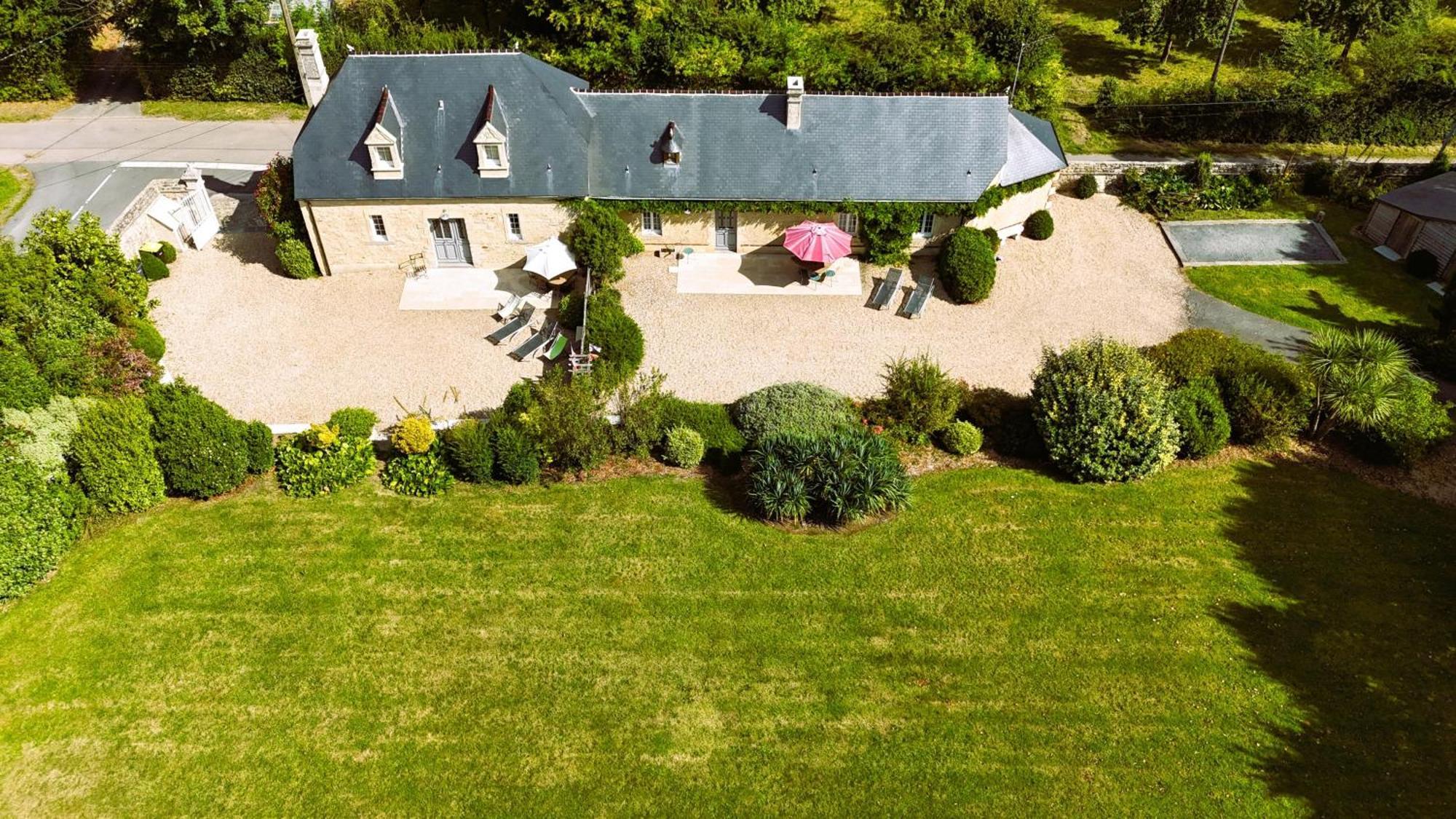 Le Domaine Des Roseraies Monfréville Exterior foto